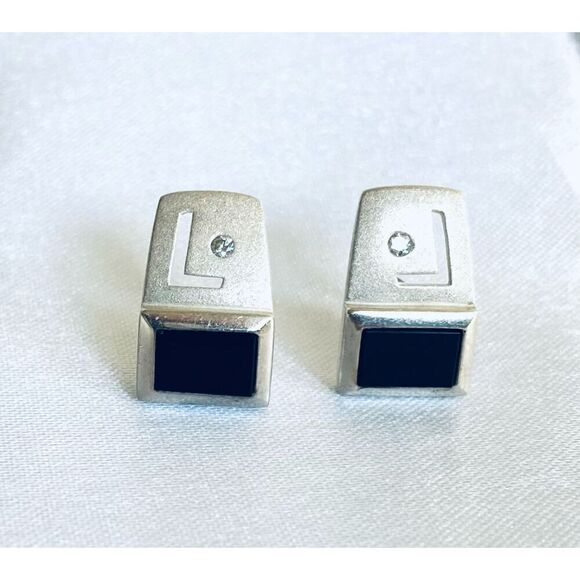 LE# Beautiful Black Onyx & 925 Silver Stud Earrings - Picture 2 of 6